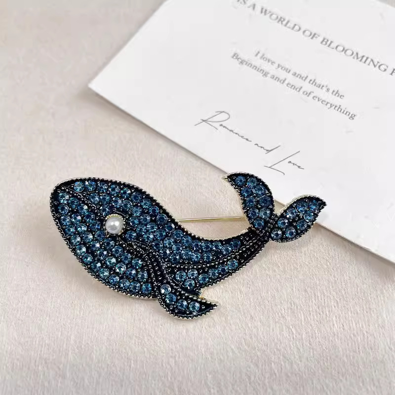 เข็มกลัดปลาวาฬสีน้ำเงินสุดสร้า - Embroidery Whale บทวิจารณ์และราคา