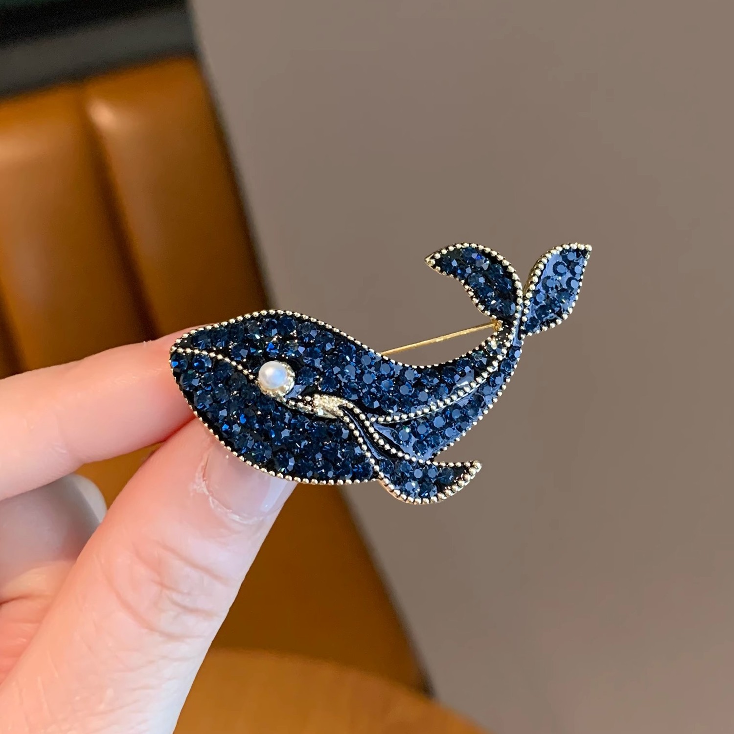 เข็มกลัดปลาวาฬสีน้ำเงินสุดสร้า - Embroidery Whale บทวิจารณ์และราคา