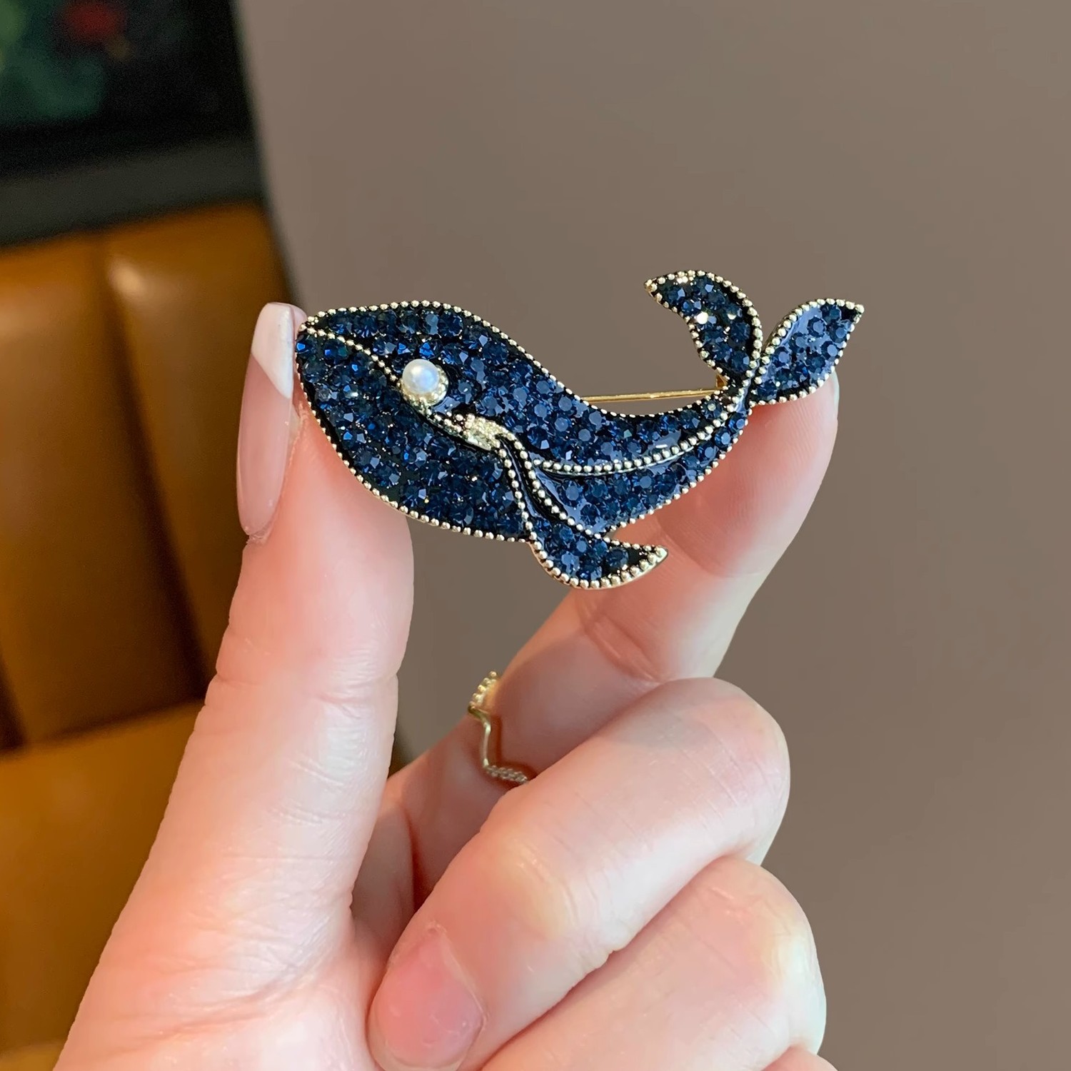 เข็มกลัดปลาวาฬสีน้ำเงินสุดสร้า - Embroidery Whale บทวิจารณ์และราคา