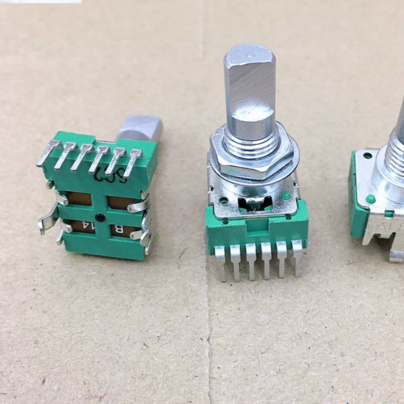 อัลฟา6 PIN B10K โพเทนชิโอมิเตอ - Embroidery Alpha บทวิจารณ์และราคา